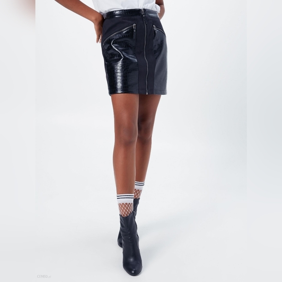 Noisy May | Faux Leather Snakeskin Mini Skirt - Picture 7 of 11